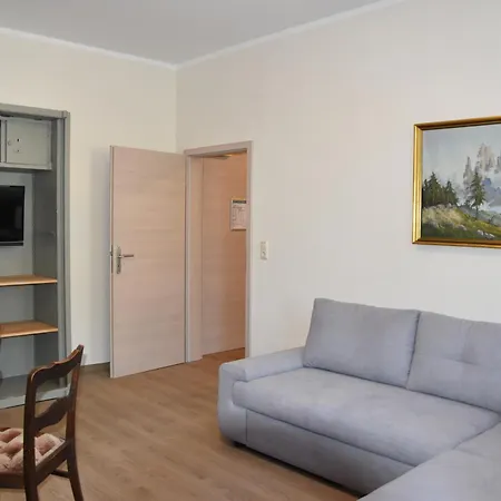 Alte Flugleitung Lägenhet *